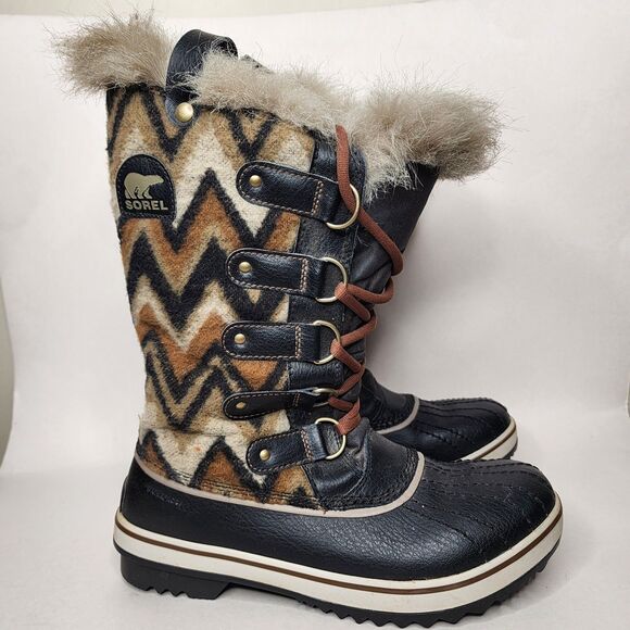 Sorel Tofino Winter Boots Waterproof Black Tan Chevron Womens Size 8 Faux Fur - Picture 12 of 12